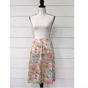 Vanity fair Vintage Late 70s Floral Skirt Slip L